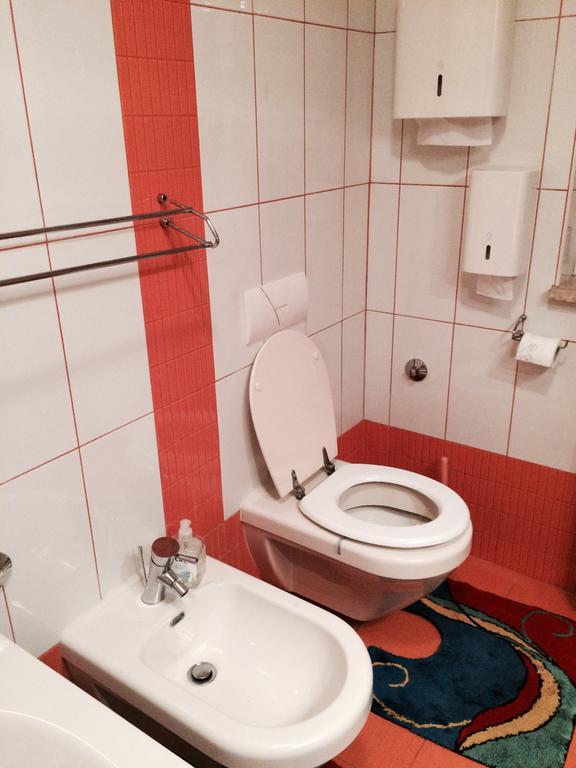 Guest House Seperic Ястребарско Екстериор снимка